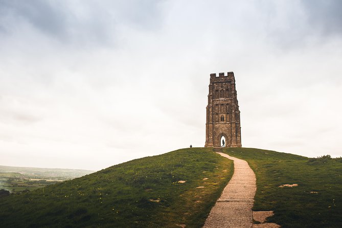 5-Day Devon and Cornwall Small-Group Tour from London - Day one: Winchester, Stonehenge, and Exeter