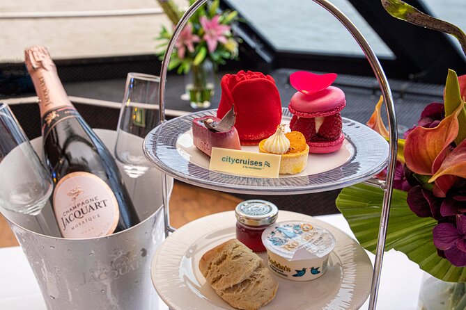 Afternoon Tea River Cruise on the Thames - The London Eye and the Turn at Westminster