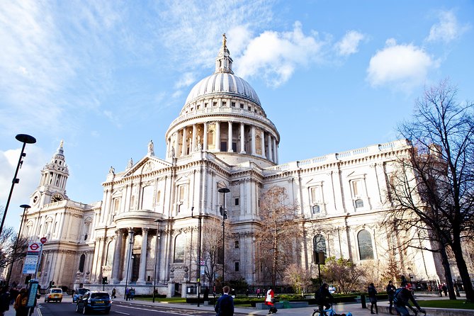 Black Taxi Tour of London: Classic Sightseeing Bespoke & Fun - The best part is the ability to add your own London