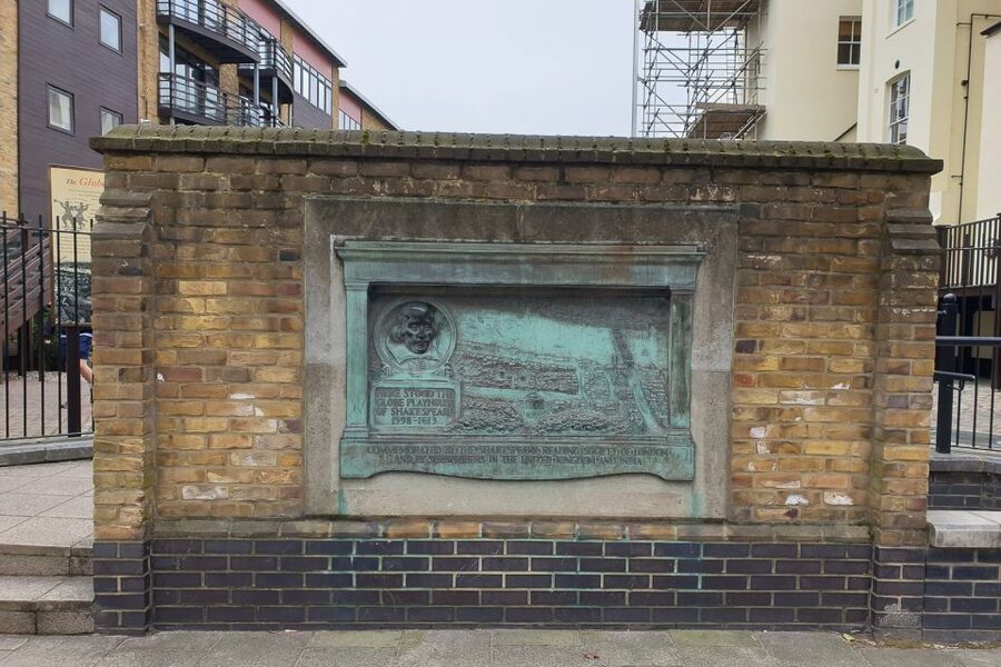 Booze, Brothels & the Bard: London's Bawdy Borough - The Clink and Southwark’s prison stories