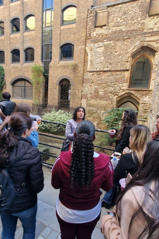 Borough Market Food Tour - London Bridge sets the scene