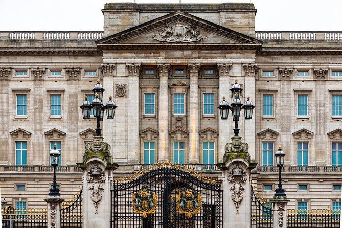 Buckingham Palace Entrance Ticket & British Royalty Guided Tour - The royal walk from the Duke of York Column