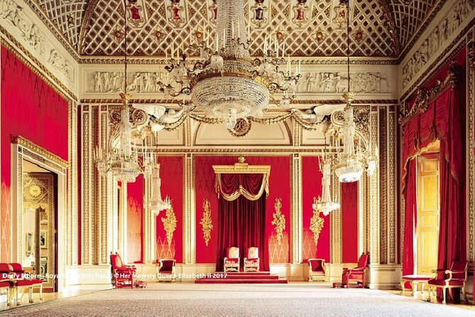 Buckingham Palace Entrance Ticket & British Royalty Guided Tour - Who should book this royal tour?