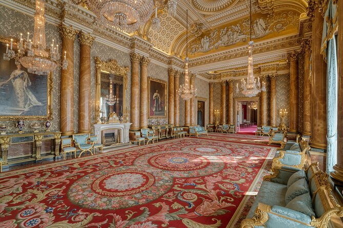 Buckingham Palace Entrance Ticket & Changing of the Guard Tour - Timing, pace, and physical effort