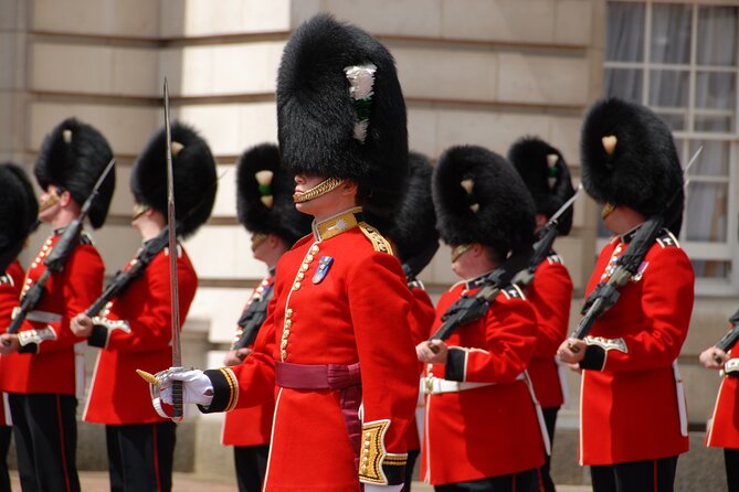 Buckingham Palace Exterior and Royal History Private Tour - From Trafalgar Square to the royal route