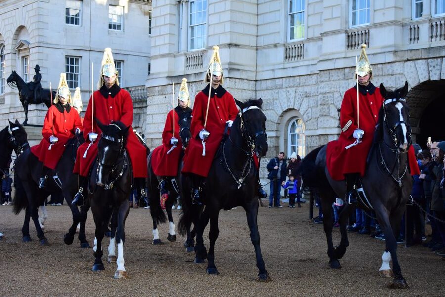Buckingham Palace Visit and Changing of the Guard Tour - Is $97 a fair price?