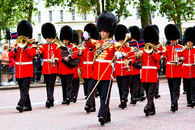Changing of the Guard Guided Tour at Buckingham Palace - Following the footguards and household cavalry