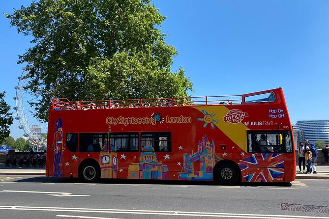 City Sightseeing London Hop-On Hop-Off Bus Tour & Bookable Extras - Audio commentary and onboard comfort