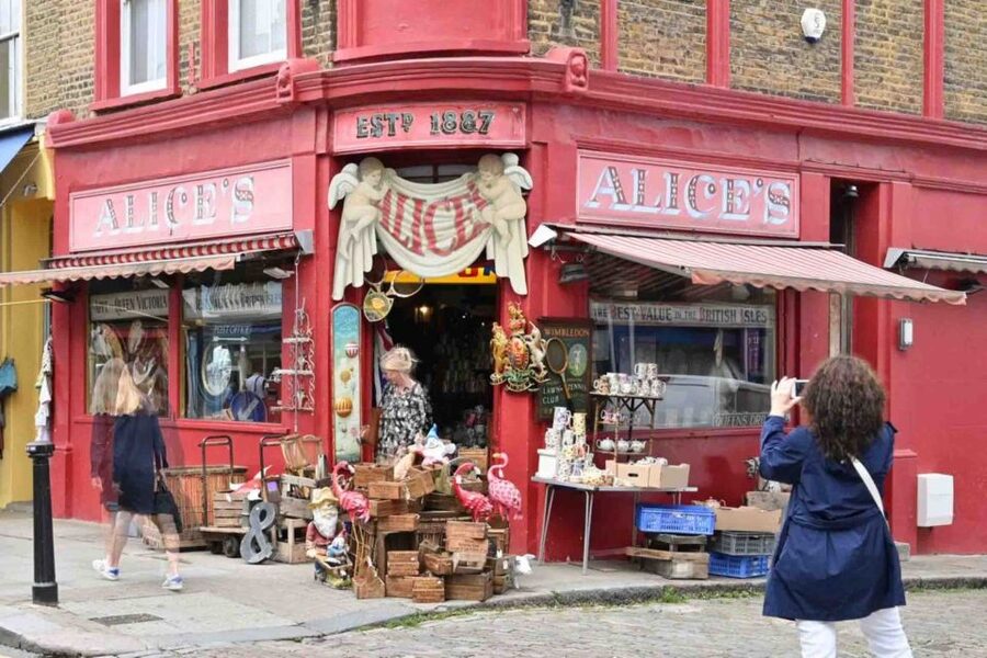 Colourful Notting Hill Photography Tour - Timing, access, and what to bring