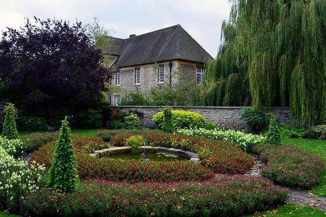 Cotswolds Villages and Oxford Full Day Tour from London - Is $109.57 good value?