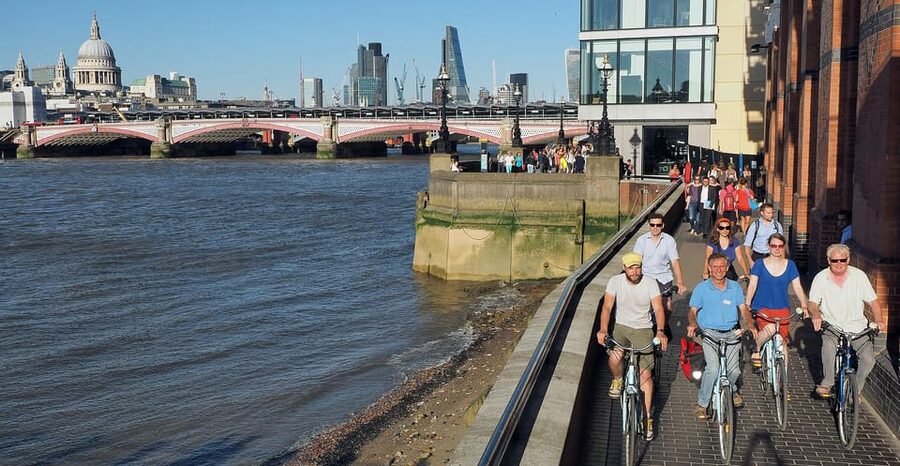 Destination London: E-Bike Tour - The Oval and a glimpse of local London