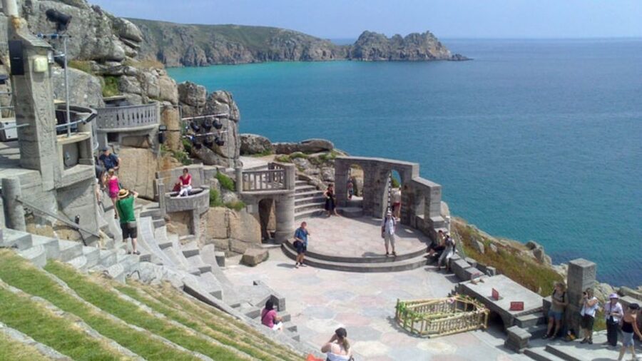 Devon and Cornwall: 5-Day Tour from London - Day 1: Winchester, Stonehenge, and Exeter