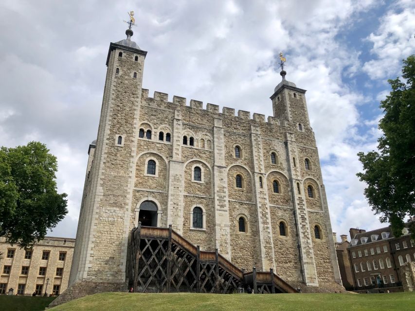 Early Access:Tower of London Opening Ceremony & Royal London - From the old City to Westminster by boat