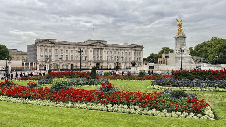 Early Access:Tower of London Opening Ceremony & Royal London - The Tower of London, from fortress to royal prison
