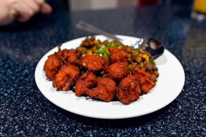 East London Indian Food Tour with 8+ Authentic Food Tastings - Whitechapel Gallery to Brick Lane