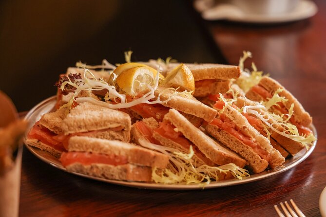 Eating London: The Heart of 'The City' Food Tour - The Counting House, where banking meets fantasy