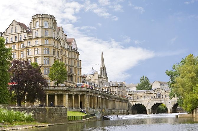 England in One Day: Stonehenge, Bath, the Cotswolds and Stratford-upon-Avon Day Trip from London - Bath in a limited but useful introduction