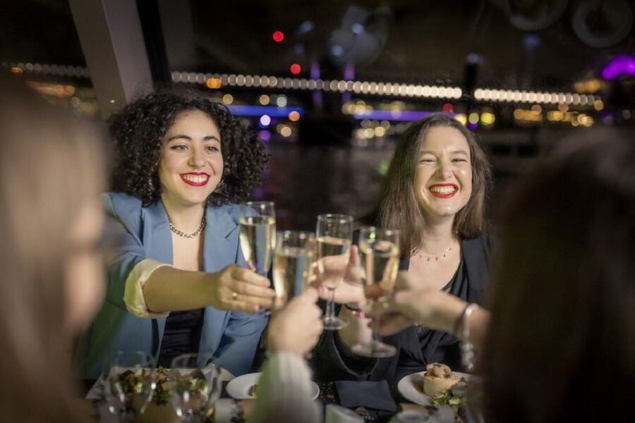 Festive London New Year’s Eve 3-Course Dinner Cruise - Sailing onward to Greenwich and The O2