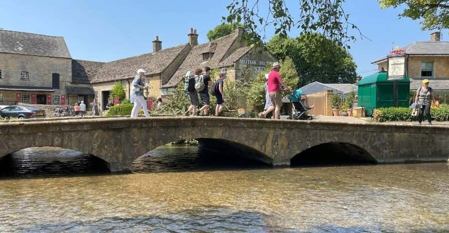 From London: Bath and the Cotswolds Full-day Tour - The guide, driver, and overall pace