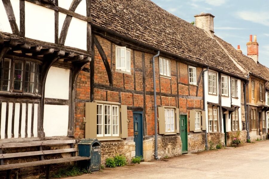 From London: Bath, Avebury and Lacock Village Day Trip - Key points to know before booking