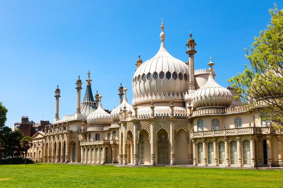 From London: Brighton & Seven Sisters Small-Group Tour - Brighton: two and a half hours by the sea