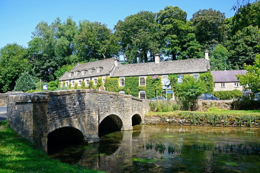 From London: Full-Day Cotswolds Small-Group Tour - Who will enjoy this day most