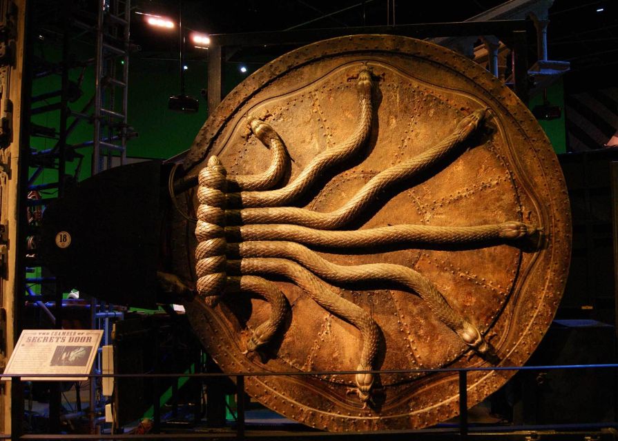 From London: Harry Potter Warner Bros Studio Tour - Arriving at Warner Bros. Studio London