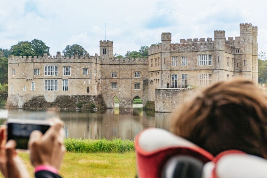 From London: Leeds Castle, Canterbury Cathedral & Dover - Leeds Castle: the strongest stop of the day