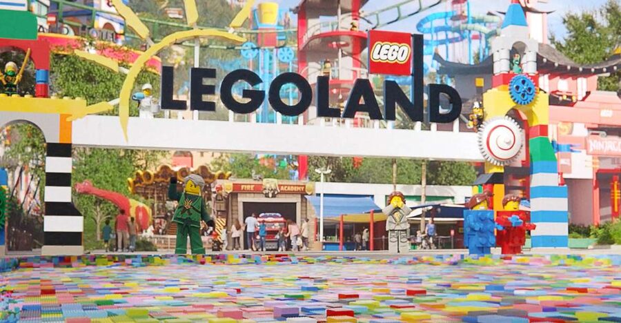 From London: LEGOLAND® Windsor Resort Entry & Coach Transfer - Seasonal Brick or Treat dates