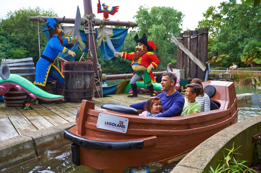 From London: LEGOLAND® Windsor Resort Entry & Coach Transfer - Six hours among 11 themed lands
