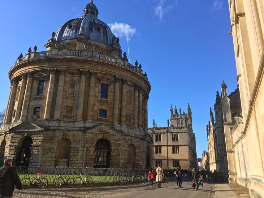 From London: Oxford and Cambridge Guided Day Tour - Leaving London from Earl’s Court