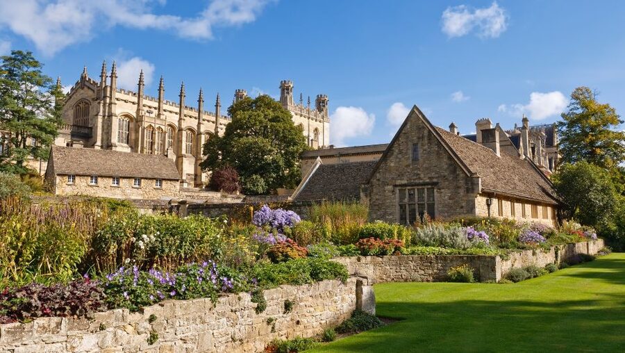 From London: Oxford and Cambridge Universities Tour - Cambridge: college courtyards and the Bridge of Sighs