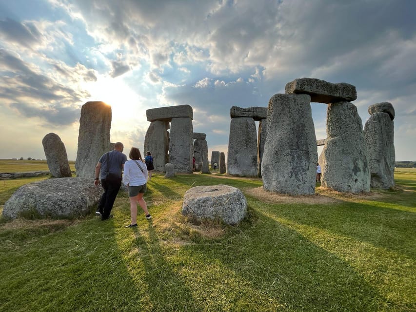 From London: Private Stonehenge Sunrise Viewing & Bath - Key points to know before booking