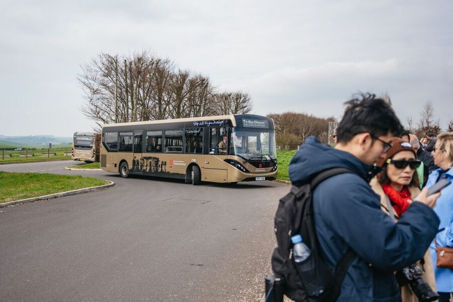 From London: Stonehenge Half-Day Trip - A practical Stonehenge trip from central London