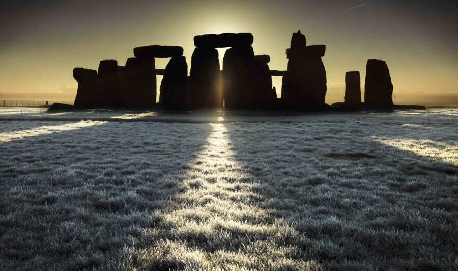 From London: Stonehenge Inner Circle and Windsor Day Trip - Seeing Windsor after the stones