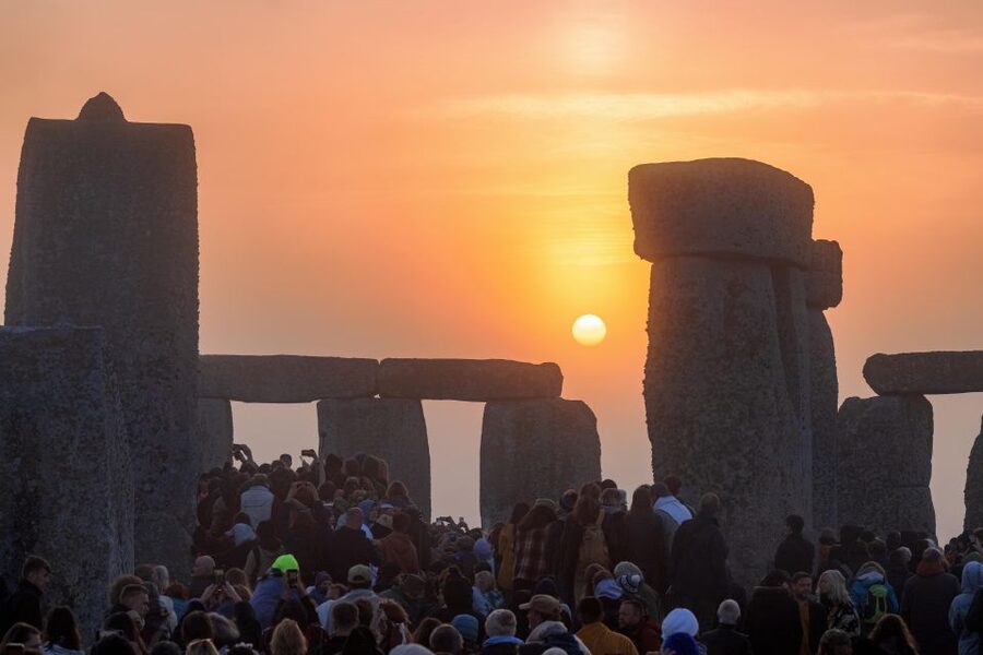 From London: Stonehenge Summer Solstice Sunrise Tour - Why the summer solstice changes Stonehenge