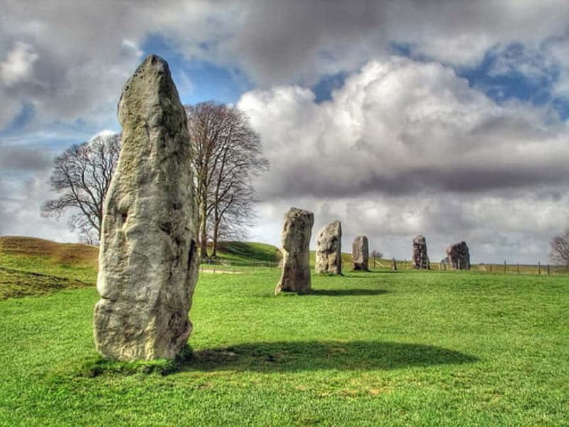 From London: Stonehenge & The Stone Circles of Avebury Tour - Stonehenge: the famous finale