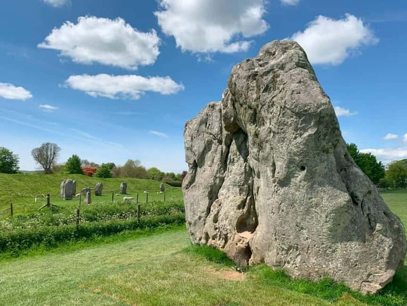 From London: Stonehenge & The Stone Circles of Avebury Tour - The guides make a real difference