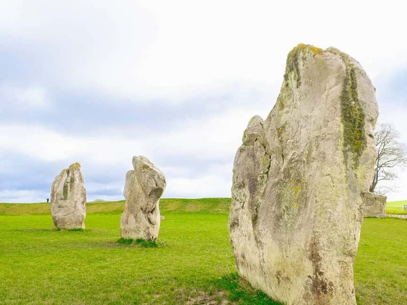 From London: Stonehenge & The Stone Circles of Avebury Tour - Who should book this tour?