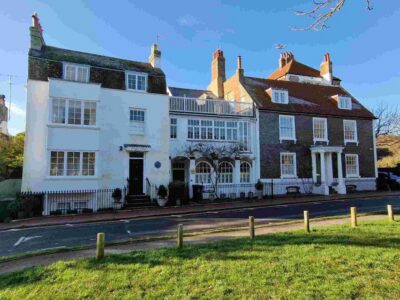 Sussex Villages and White Cliff Guided Tour