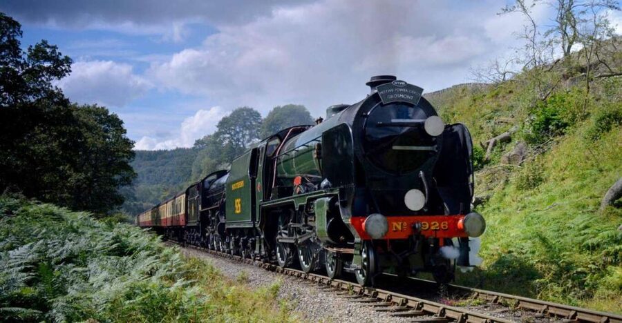 From London: The North York Moors with Steam Train to Whitby - Helmsley gives you a practical break