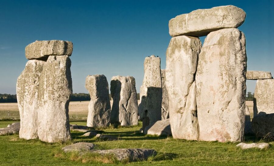 From London: Windsor Castle and Stonehenge Day Trip - Should you book this Windsor and Stonehenge tour?
