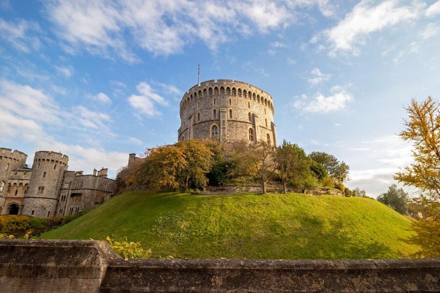 From London: Windsor Castle Full Day Guided Tour By Train - Is $290 a fair price?