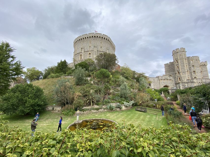 From London: Windsor Castle & Stonehenge Private Day Trip - The road from Windsor to Stonehenge