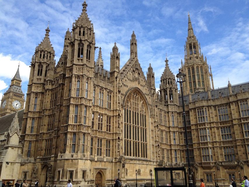 Full Day London Tour in a Private Vehicle with Admission - Kensington Palace and Windsor Castle