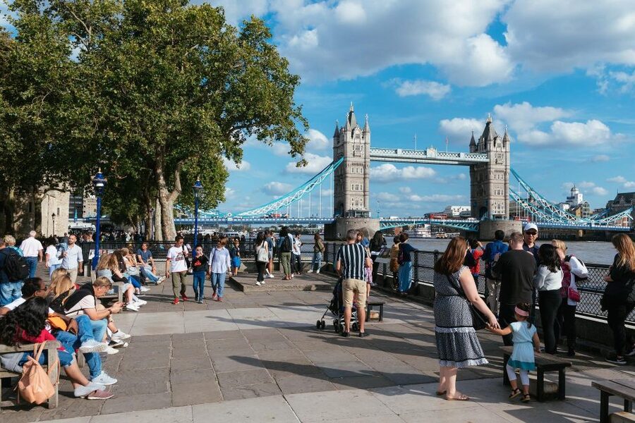 Full Day London Tour in a Private Vehicle with Admission - The Shard and London from above