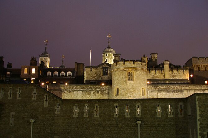 Ghastly Ghost Walking Tour in London - Following the route toward St Paul’s Cathedral