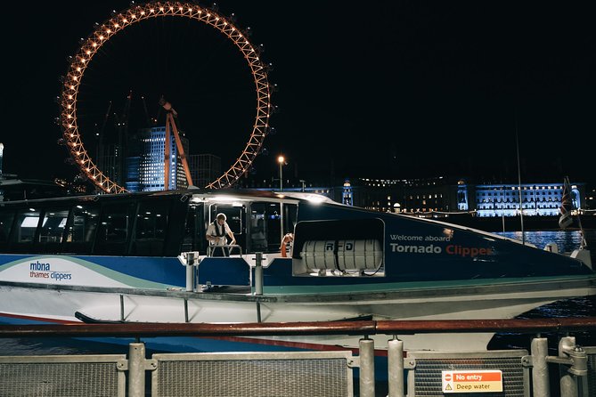Ghost, Ghouls and Gallows Tour : Guided Tour with Boat Ride - The guide can make or break the night