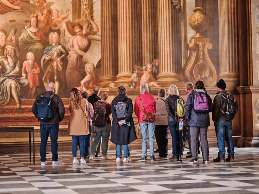 Greenwich: Painted Hall Entry and Old Royal Naval College - The one-hour estate tour puts the buildings in context