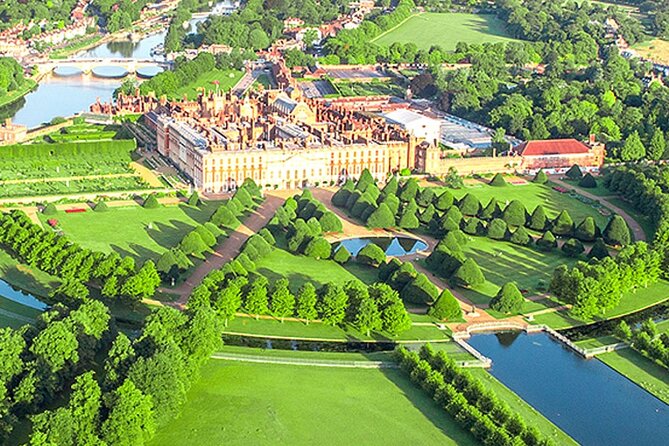 Hampton Court Guided Tour. Full day Access & High Tea - Is $212.12 good value?